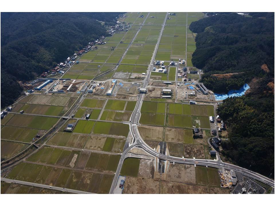 鳥取西道路(浜村温泉IC(仮称))付近