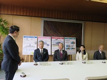 鳥取県耀く女性活躍パワーアップ企業登録証交付式1