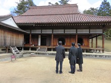 視察1