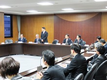 緊急雇用対策会議1