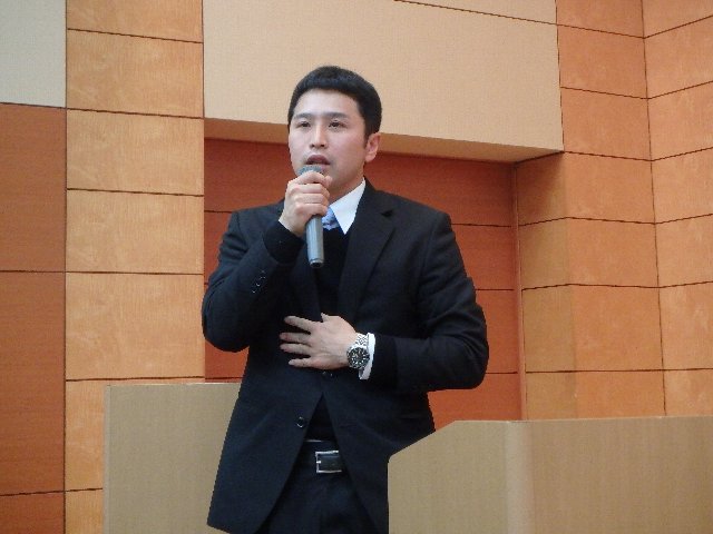 森岡氏