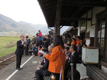 若桜鉄道ラッピング列車お披露目式典1