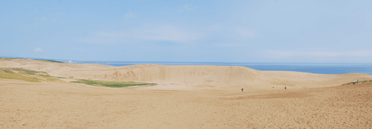 「馬の背」の風景－青い空に青い海