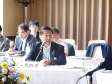 自立と分散で日本を変えるふるさと知事ネットワーク 第10回知事会合1