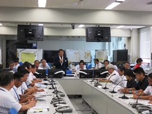 情報連絡会議1