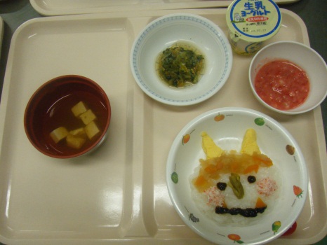 恵方巻き軟菜食の写真