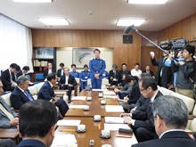 鳥取県議会代表者会議1