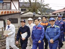 視察1