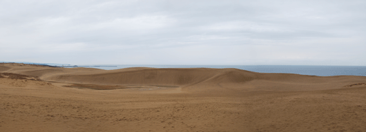 「馬の背」の風景－雨が降ったり止んだりの空模様