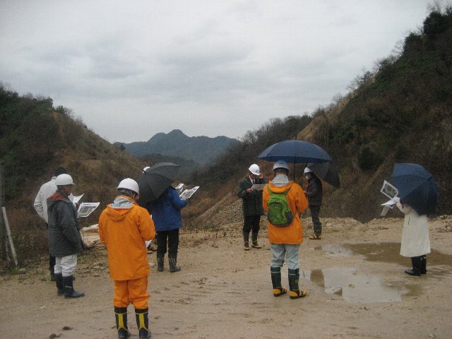 現地調査の様子