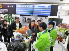 米子香港便利用者1万人達成セレモニー1
