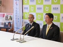 記者会見2