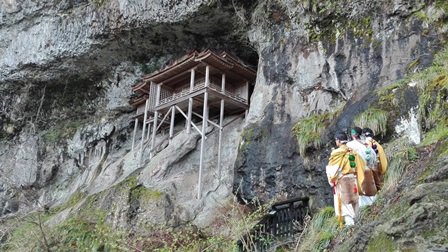 国宝投入堂（三佛寺奥の院）