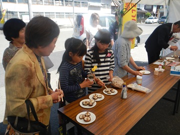 網焼きシイタケの試食