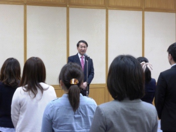 知事あいさつの様子