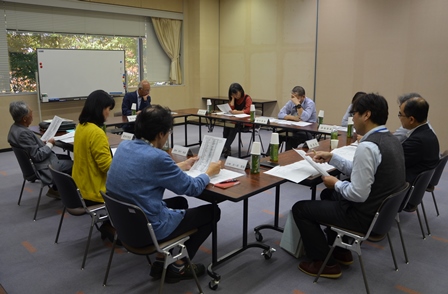 民俗部会での協議の様子の写真