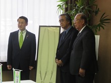 来訪8