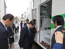 新型移動式ホールボディカウンタ車運用開始式2