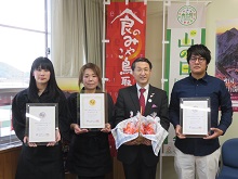 受賞報告会2