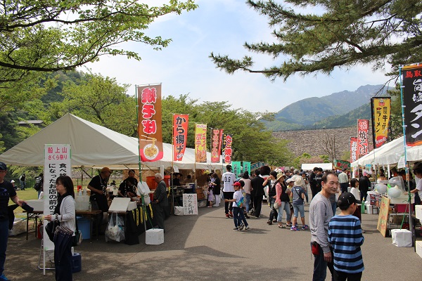 さくら祭り屋台