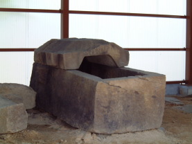 小畑７号墳の家形石棺