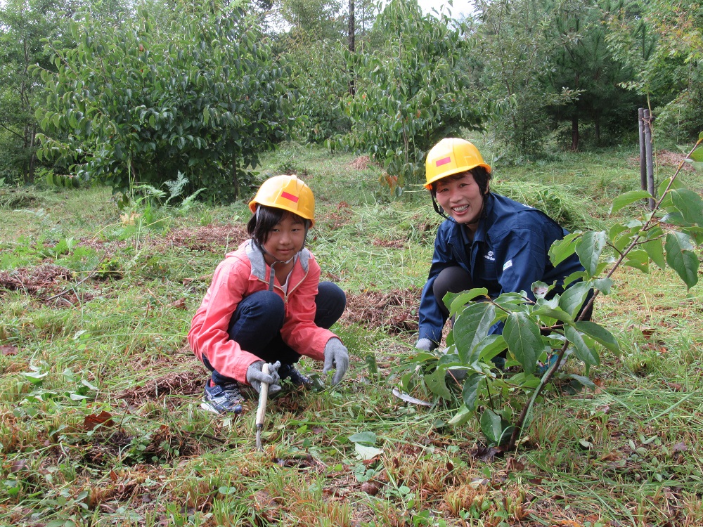 親子で草刈り