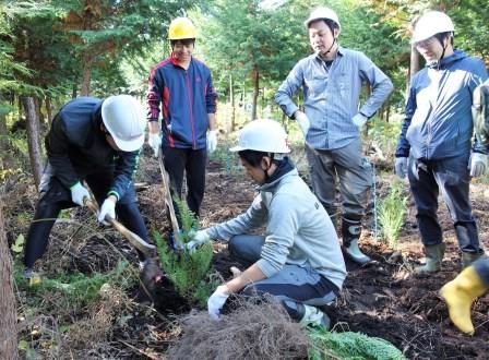 植栽用の穴掘り