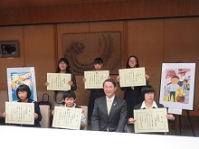 平成30年度「心の輪を広げる体験作文」及び「障害者週間のポスター」表彰式2