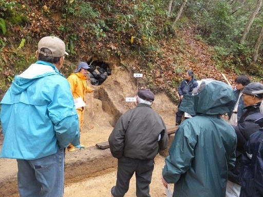 現地説明会の様子