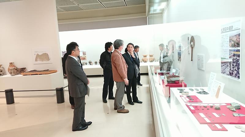 平井知事へのギャラリートーク