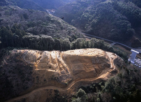 普源田砦跡の空撮写真