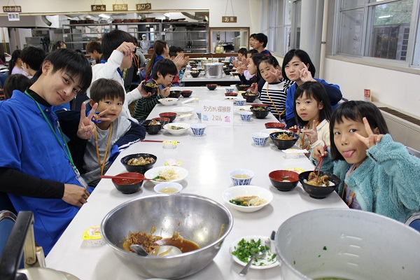 昼食