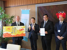 「蟹取県の塩ぽん酢」販売報告会2