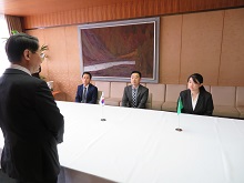 令和元年度鳥取県海外研修員等の帰国前報告会1