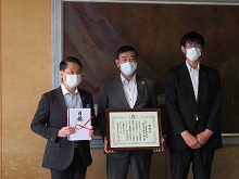 日本たばこ産業株式会社中国支社鳥取支店からの新型コロナウイルス感染症の対応に係る寄附金贈呈式2