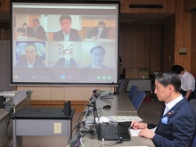 新型コロナウイルス感染症に関する全国知事会と国との意見交換会1