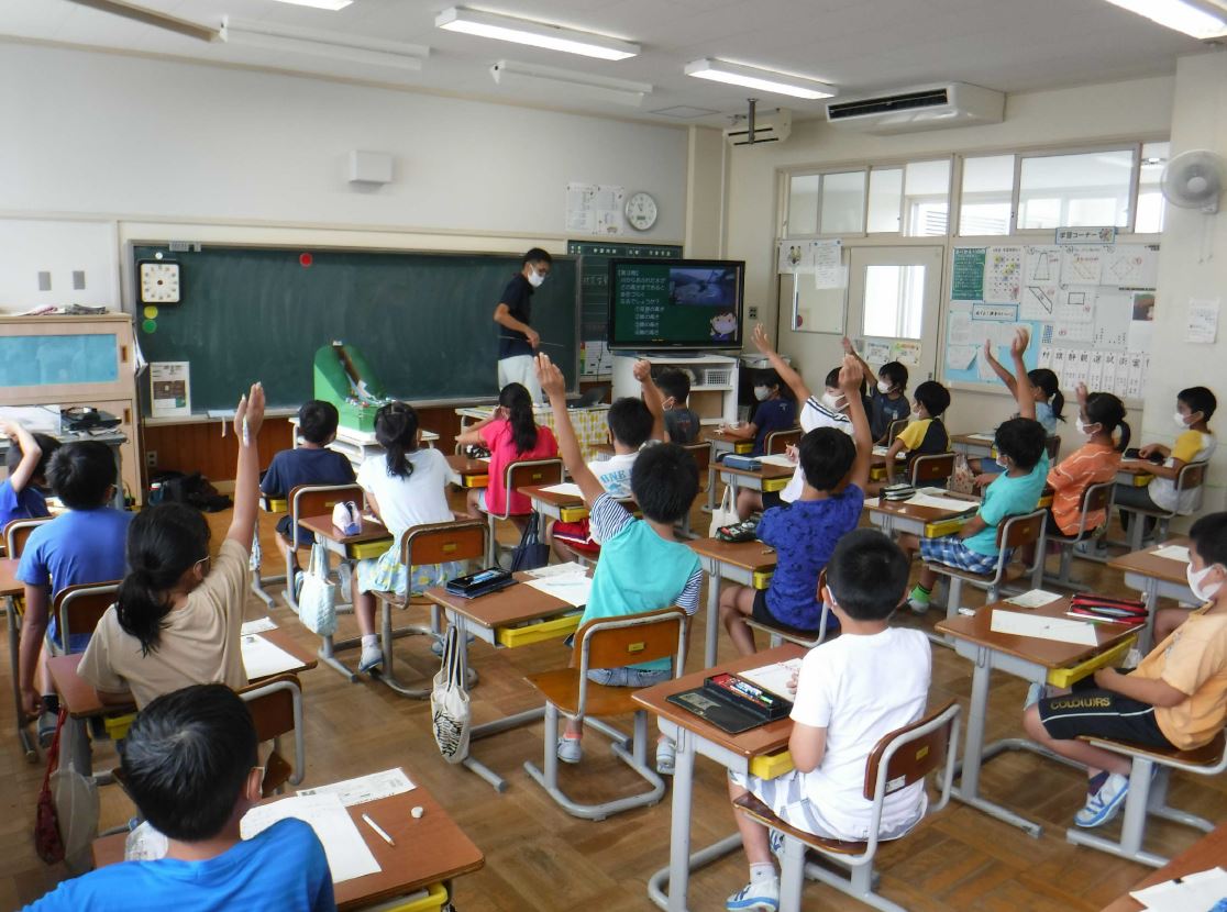 防災教育風景（青谷小学校）