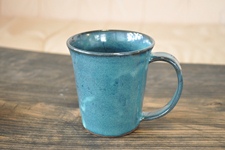 写真「青釉マグカップ」