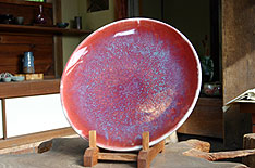 写真「辰砂釉飾り皿」