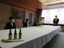 鳥取商工会議所青年部からの星空舞使用クラフトビール「星取ビール」販売開始報告会1