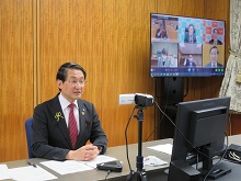 新型コロナウイルス感染症に関する全国知事会と国との意見交換会1