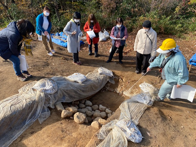 仙谷１号墓の見学その２