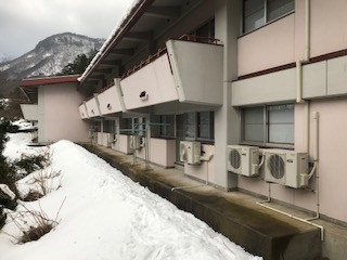 エアコン室外機