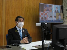 新型コロナウイルス感染症に関する全国知事会と国（松野博一  内閣官房長官兼ワクチン接種推進担当大臣）との意見交換会1