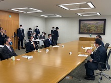 マイナンバーカードの普及促進に係る金子総務大臣と全国知事会会長の意見交換会1