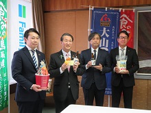 久米桜麦酒株式会社からの大山Gビール「ファミリー・クリスマスエール」発売報告会2