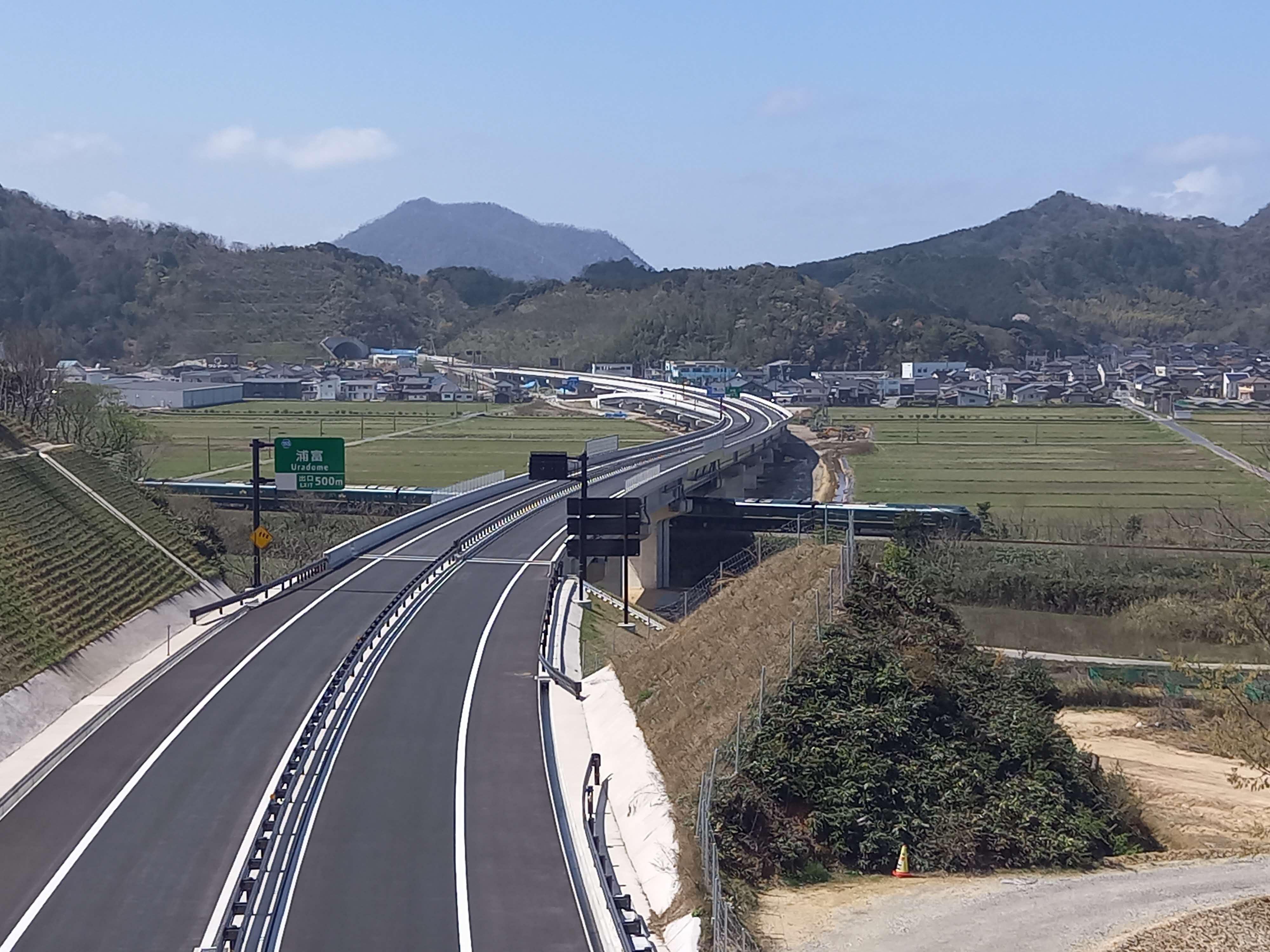 浦富高架橋と瑞風