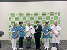 鳥取県更年期障がい医療拠点病院指定書交付式2