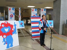 大阪・関西万博開幕500日前 横断幕お披露目等1