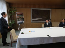 来訪1